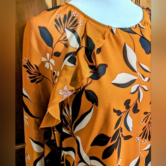 Ann Taylor Factory, Floral Shift Ruffle Mini Dress, Size 0 - Picture 5 of 14